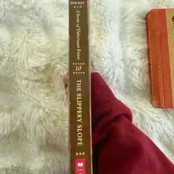 4 Book Bundle Novels including The Series  of Unfortunate Events and Mockingbird - Picture 3 of 14